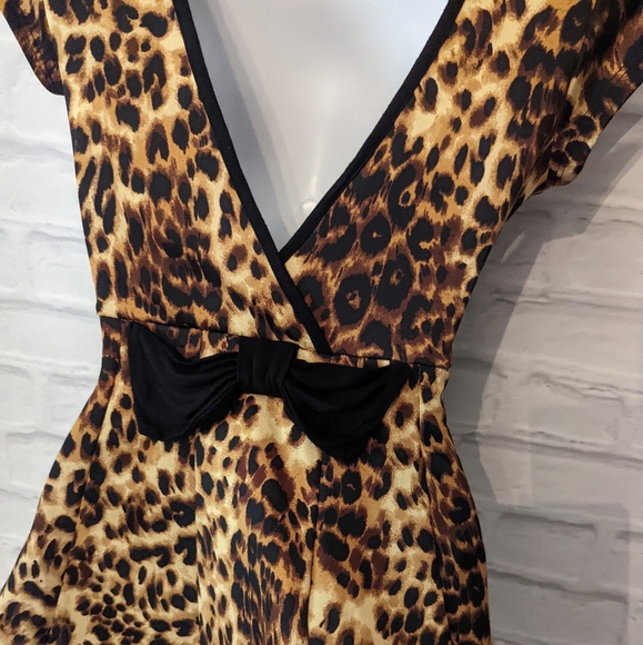 Monteau Leopard print peplum top - Picture 5 of 7